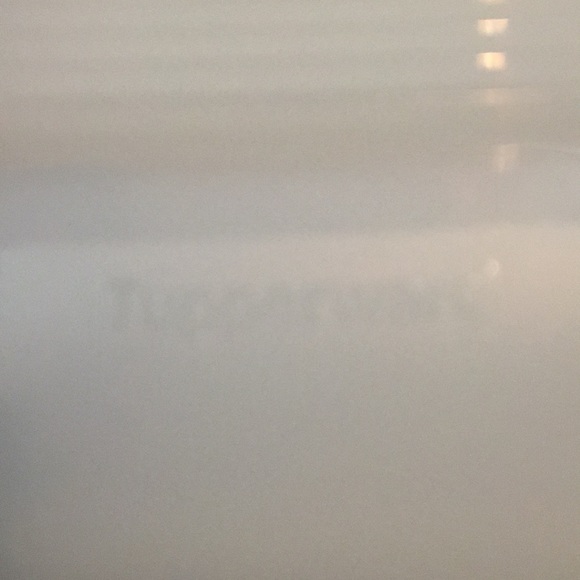 Tupperware containers - Picture 8 of 9